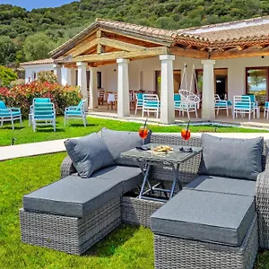 Hotel Tenuta Lu Baroni
